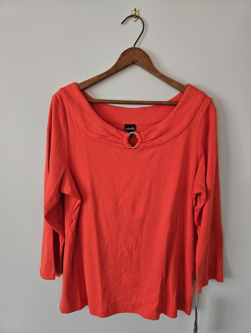 Rafaella Scoop / Portrait Top Gold Ring Embellishment 100% cotton Larg